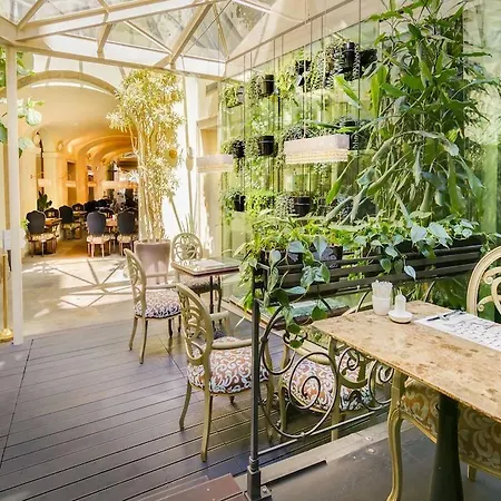 The Dominican ホテル 4*