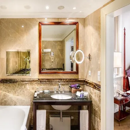 The Dominican ホテル 4*