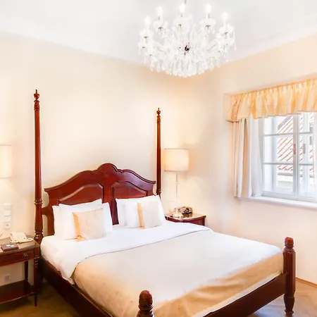 Hotel The Dominican 4*