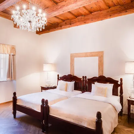 Hotel The Dominican 4*