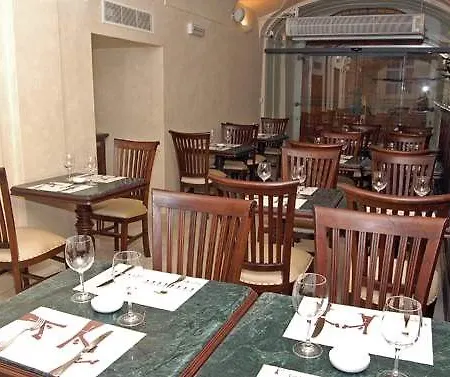 Hotell The Dominican 4*