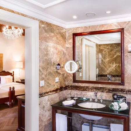 The Dominican ホテル 4*