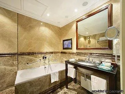 فندق The Dominican 4*